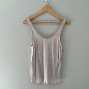 ✨ 3 for $20 ✨ Aritzia Wilfred Tank